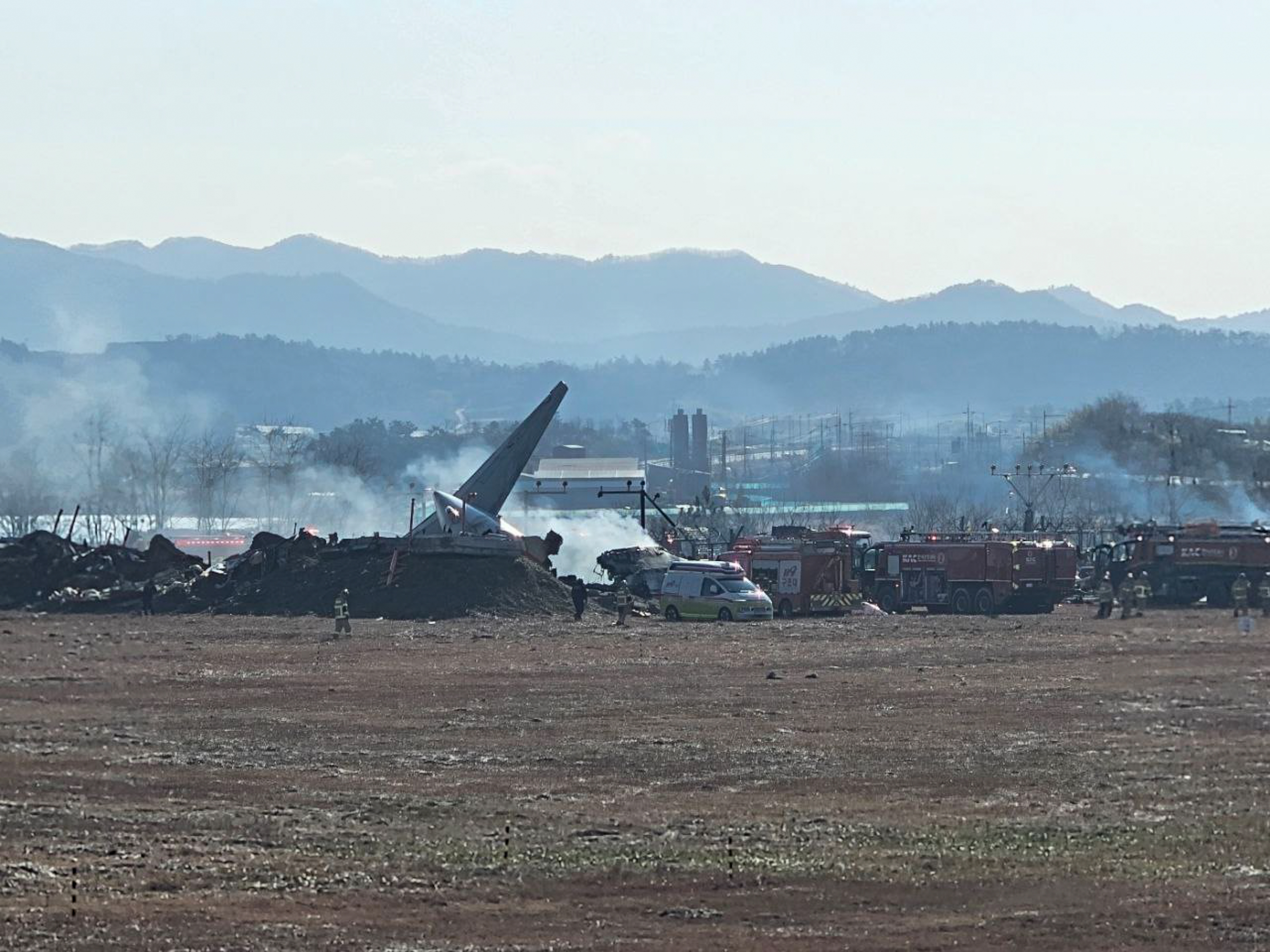 kara kutuda 4 dakika kayip guney koreden dusen ucakla ilgili aciklama 3 mqE3lVPO