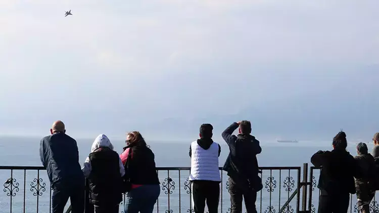 antalyada soloturkun akrobasi ucuslari gokyuzunu adeta salladi 1 GkwT1NA9