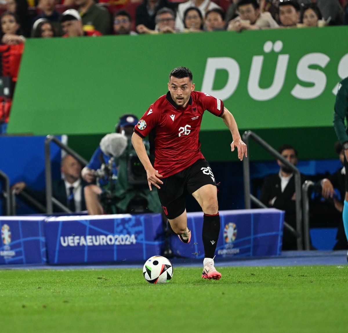 arda turan iki ismi takiminda gormek istiyor 1 ze9dAi5n