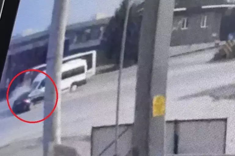 bursada feci kaza 7si ogrenci 10 kisi hastanede 0