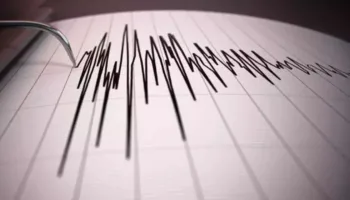 egede 7 saatte 7 deprem uzmanlardan tsunami uyarisi paCrAmPQ