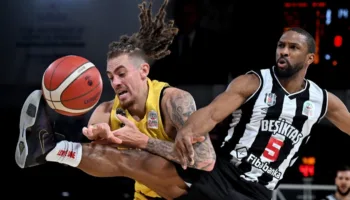 fenerbahce beko galatasarayi gecip besiktas fibabanka ile finalde NEfbQeFZ