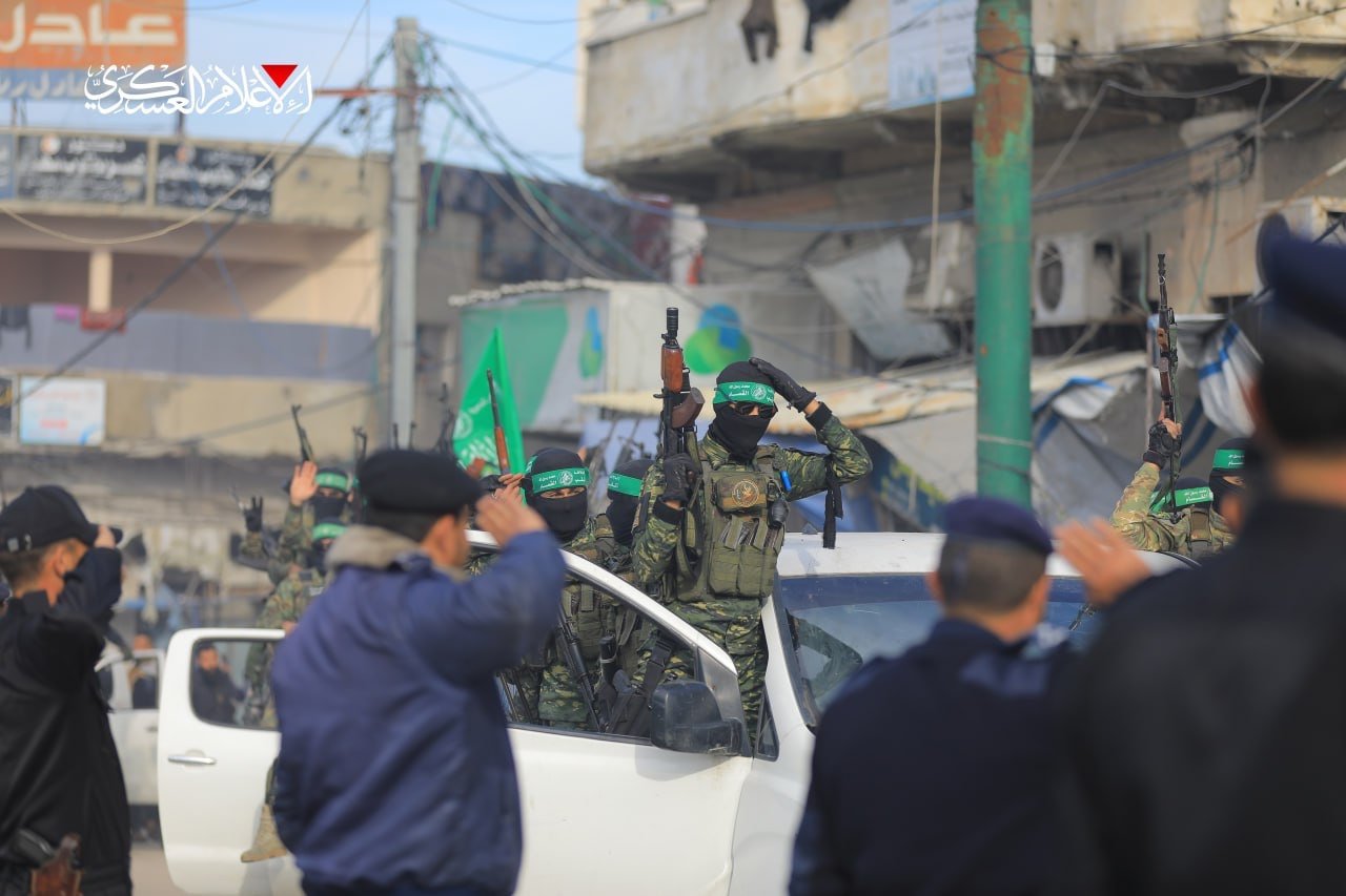 hamas 3 esirden 2sini teslim etti 1 3WCMkPY7
