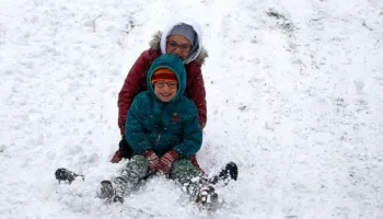 istanbulda 9 ilcede okullar tatil OwuDwXrW