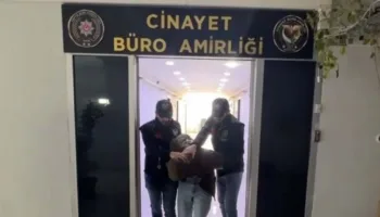 izmirde kufurlesmeyle baslayan kavga cinayetle sonuclandi WnFy7qSZ