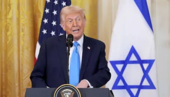 trump mafya gibi cokecek gazzeye plani devrede mIP7SGY5