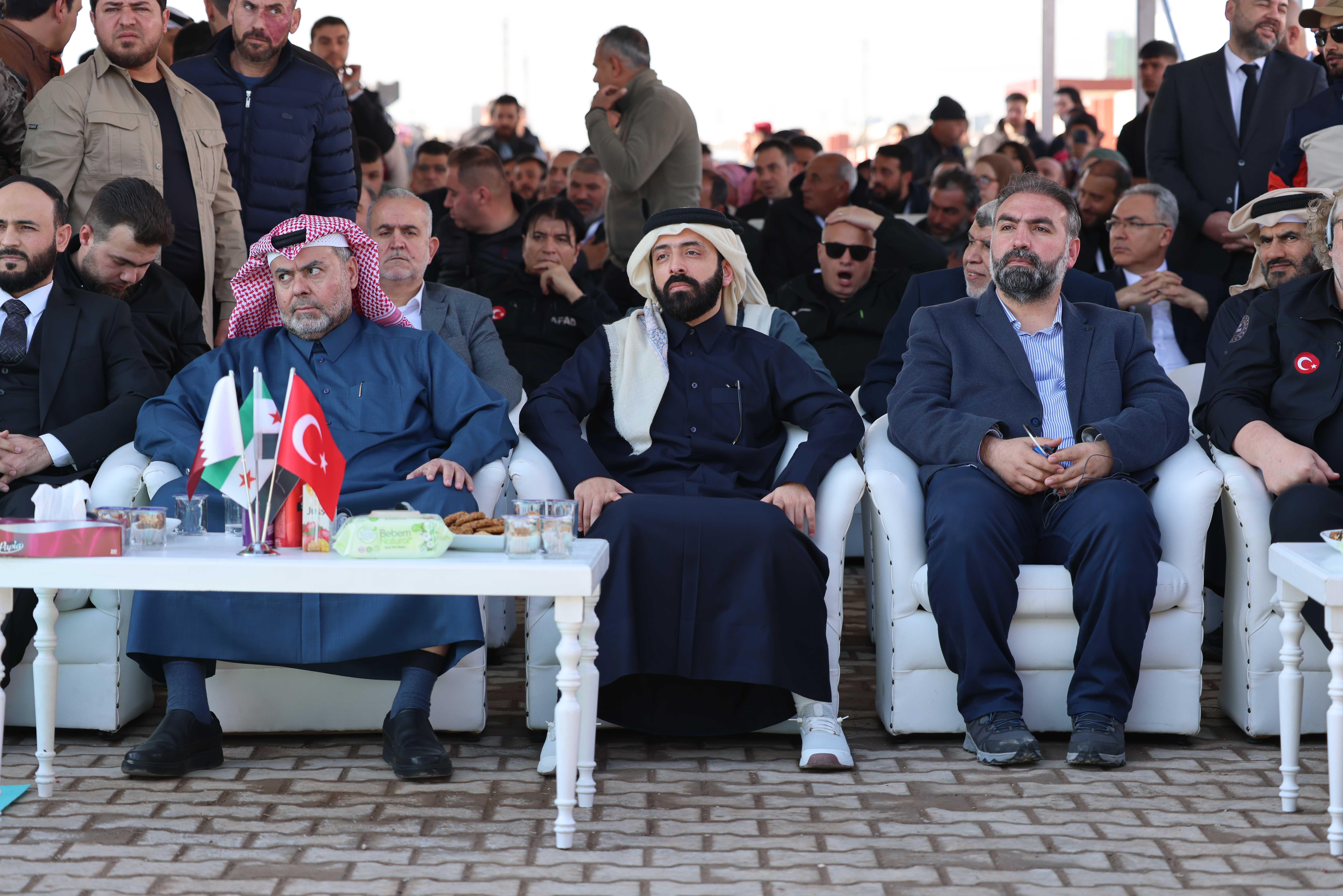 turkiye ve katardan suriyede 1400 aileye yeni yuva 2 ueYvyIBs