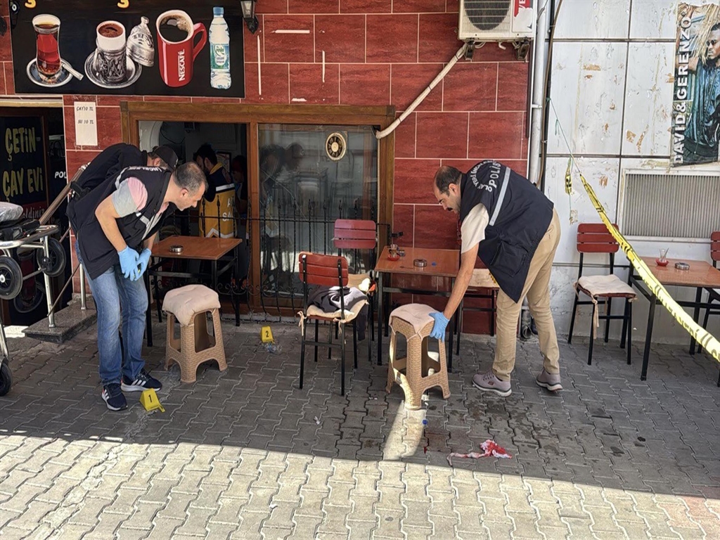 2 kisiyi olduren 1i polis 3 kisiyi yaralayan saldirgan yapay zekayla aklimi okudular 1 hDXt3Cjd