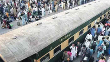 500 kisilik yolcu treni saldiriya ugradi olu ve yarali sayisi artiyor LLz4IHiX