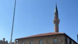 74 yillik caminin kiblesi hatali cikti E9JvIMwK
