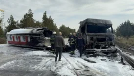 adanada akaryakit tankeri devrildi alevler otoyolu sardi rWVPMwYv