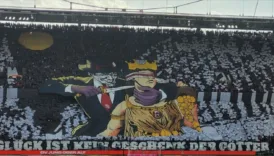 almanyada taraftarlarin bicakli koreografisine tepki vlUarWqy