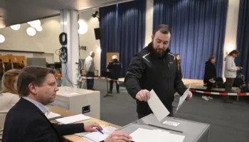 almanyadaki secimde abd etkisi scholz yenildi afd ikinci parti cikti CNXx9KTw