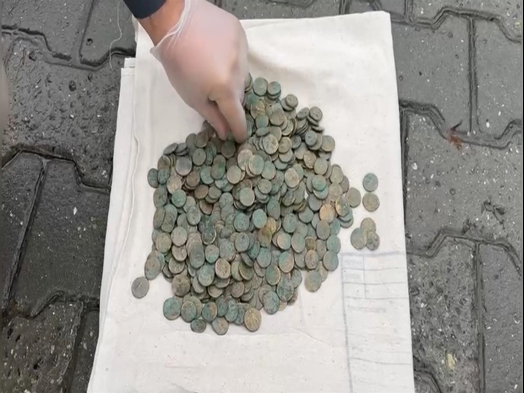 altin yazmali tevrati 15 milyon dolara satarken yakalandilar 1 4wFnndff