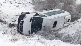bingolde minibus kazasi 9 yarali 2si agir TuqR8GXV