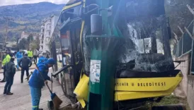 bursada feci halk otobusu kazasi a8uAgsC9