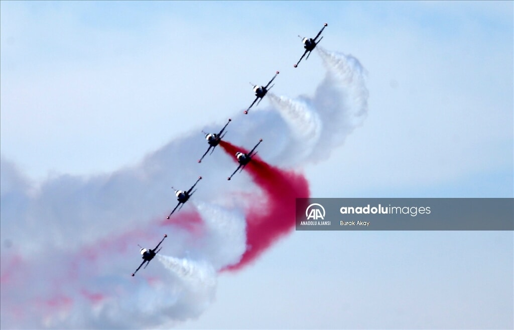 canakkalede turk yildizlarindan unutulmaz gosteri 0 5ad1dgHb