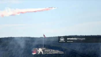 canakkalede turk yildizlarindan unutulmaz gosteri ZDqNdV48