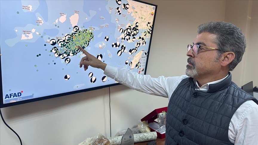 egedeki depremler santorini ile ilgili yeni aciklama 1 RUqMChNL
