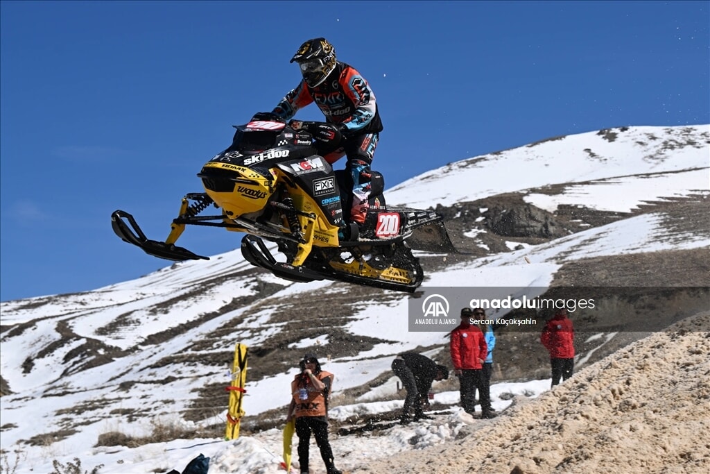 erciyes kayak merkezinde dev motosiklet mucadelesi 3 ycCK4vyj