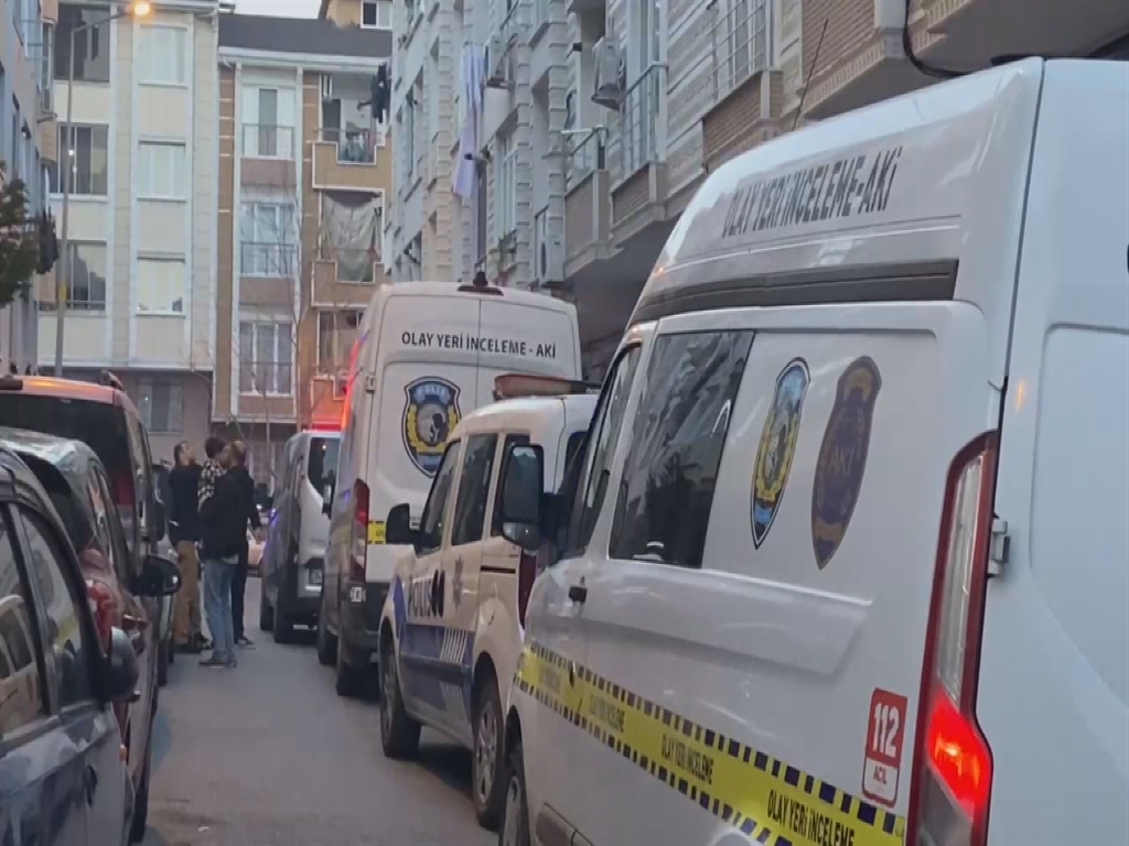 eski esini bicakla oldurup intihar etti 1 HZpFn3Py