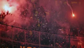 galatasaray fenerbahce derbisinde kaos yasandi a82aSaOu