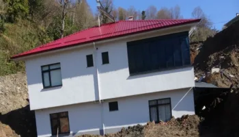heyelanda suruklenen 2 katli evin sahibi catlak dahi yok xVJl4yrB