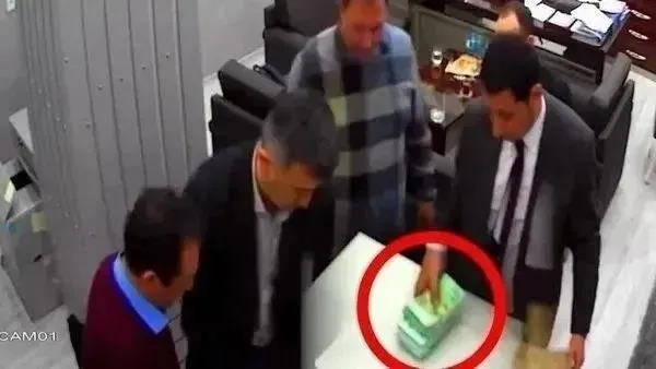 huseyin koksalin ifadesi ortaya cikti torbalar dolusu paralar 0 R134bEVL
