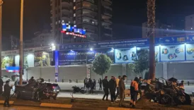 ikiye bolunen aractan hafif yarali cikti arQD81JF
