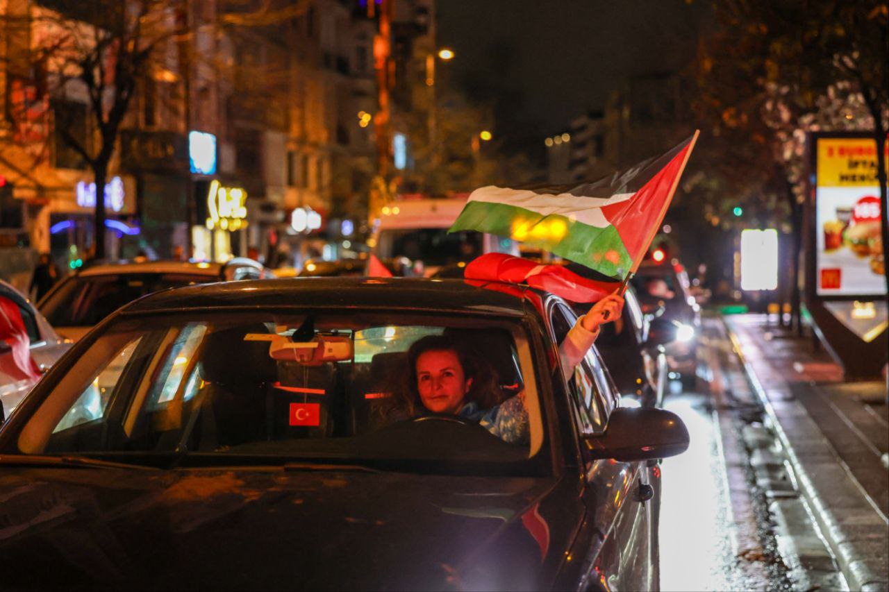 istanbulda gazzeye destek icin buyuk arac konvoyu duzenlendi 0 PAB42CGZ