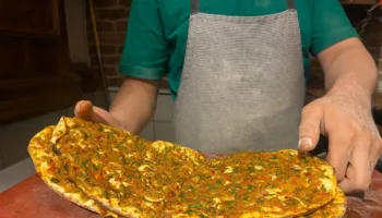 istanbulda lahmacun fiyati tartismasi esenlerde 60 gokturkte 250 tl gWcwdt2M