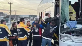 kutahyada korku dolu anlar yolcu otobusu tira carpti pG6du3R6
