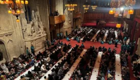 londranin tarihi guildhall binasinda toplu iftar A3qv43uh