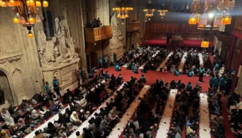 londranin tarihi guildhall binasinda toplu iftar A3qv43uh