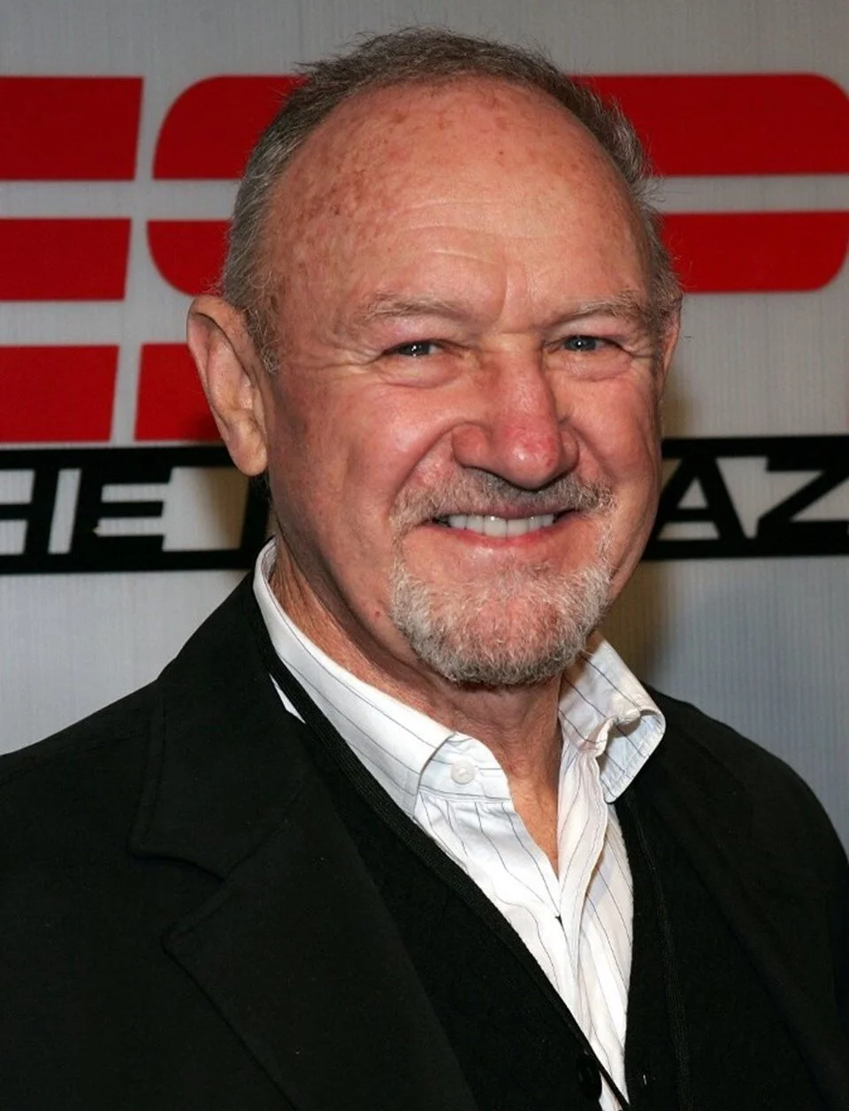 oscar odullu oyuncu gene hackman esi ve kopegi ile birlikte olu bulundu 0