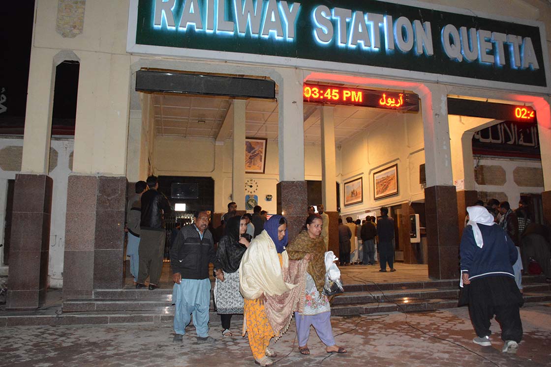 pakistan 155 rehine kurtarildi 27 saldirgan olduruldu 1 19wlTmVq