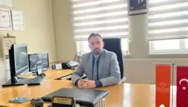 sakaryada zil sesinden rahatsiz olan kisi okul mudurunu bicakladi 6KG2TJLr