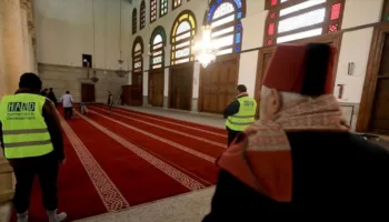 samdaki emevi camisinde buyuk degisim gaziantepli ustalarin halilari serildi XYQOehLq