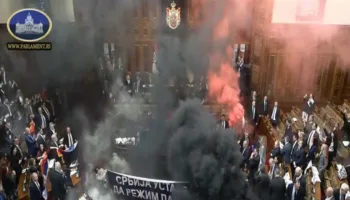 sirbistanda meclise sis bombasi atildi FeRpfVTe