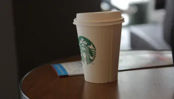 starbucks en az 1000 kisiyi isten cikaracak fXPHQGEB