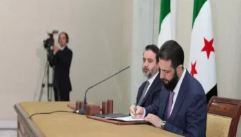 suriyede gecici anayasa donemi sara imzaladi eqgxxaEV