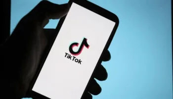 tiktokta kizinin yerine gecti tacizciye aci bir ders verdi ezBaViUC