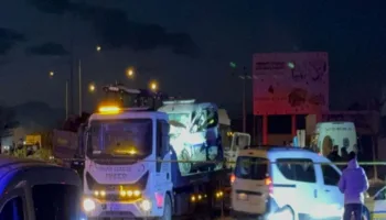 tir ekip otosuna arkadan carpti 1 polis sehit 2 polis agir yarali 9fJ1R3kW