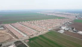 turkiyenin ilk kirsal uydu kenti deprem bolgesinde yukseldi RWEL5yGE