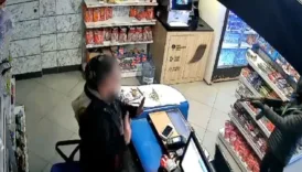 uzun namlulu oyuncak silahla soygun Q5HMa8zy