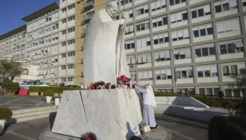 vatikandan aciklama papa francis istifa mi ediyor gdBtlSqc