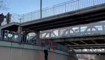 video cektirirken ust gecitten yere cakildi HdWLMAU8