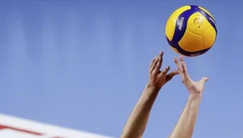 voleybolda nefes kesen hafta sultanlar ve efeler liginde zirve savasi basliyor RTj7WjG3