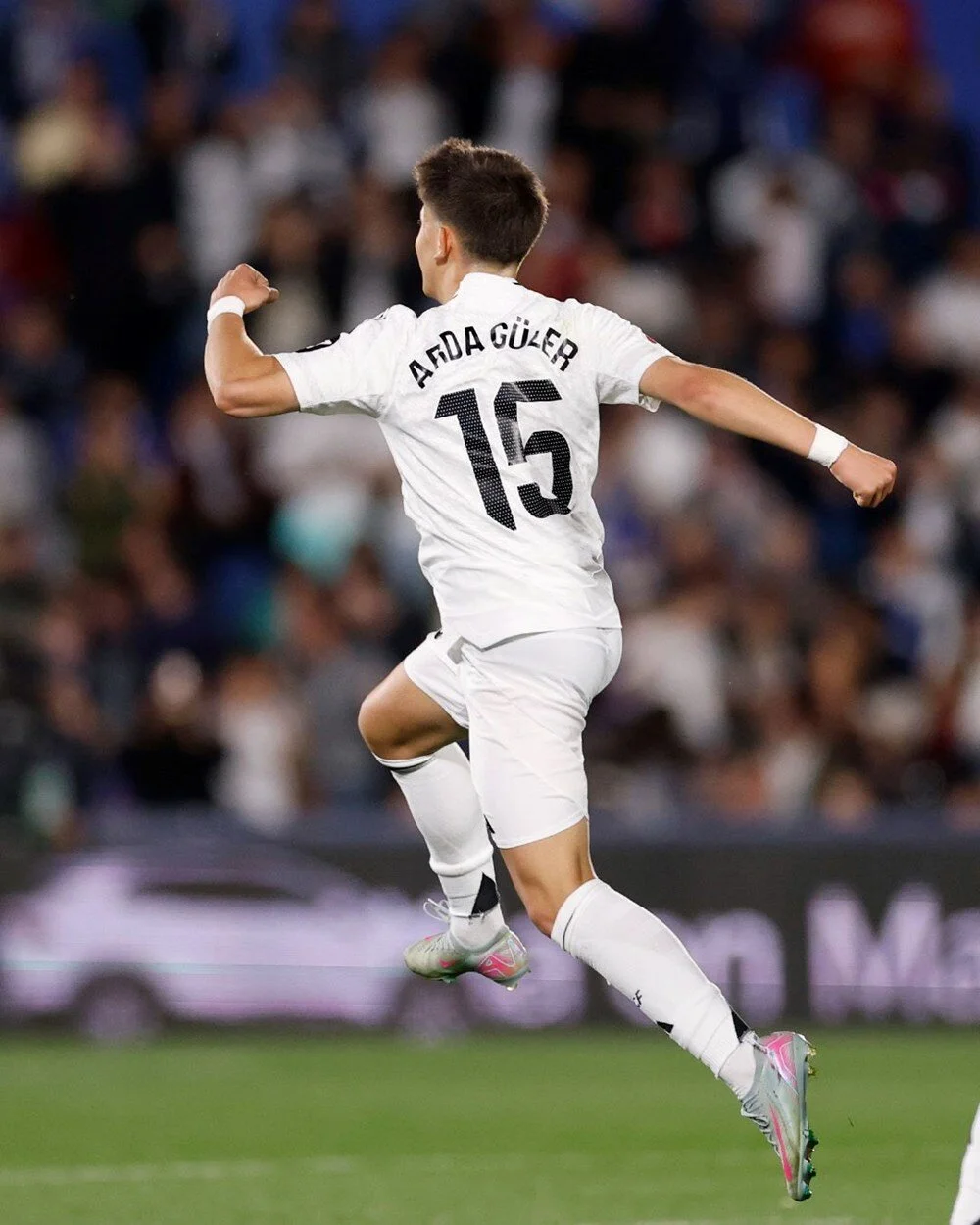 ancelotti ilk 11de yer verdi arda guler macin oyuncusu secildi 2 VX4icErb