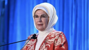 antalya diplomasi forumuna damga vuran emine erdogan mesaji KjzUAjba